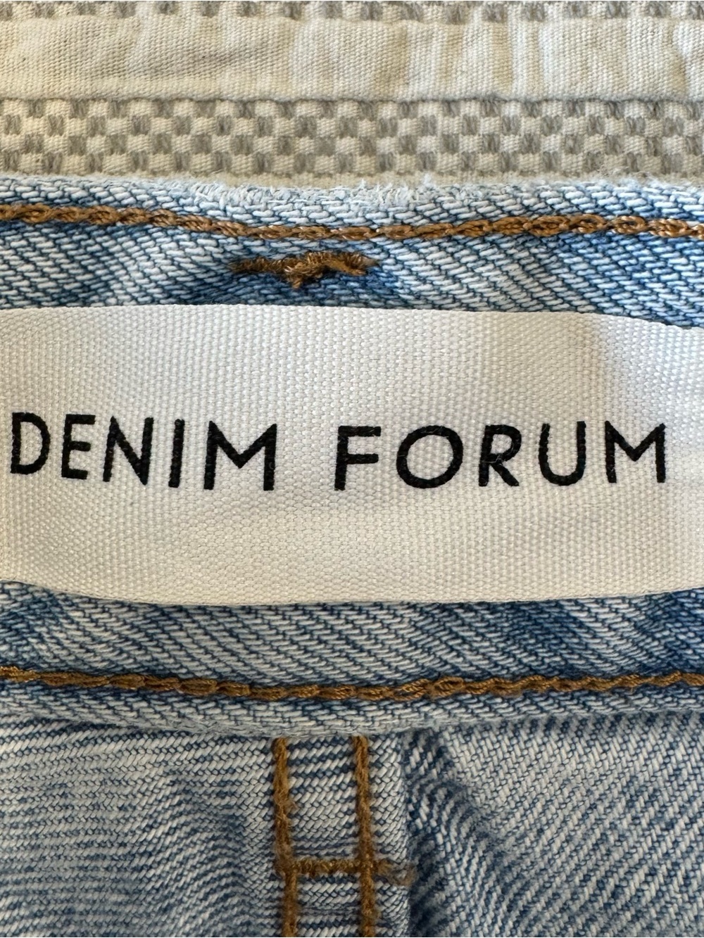 Aritzia Denim Forum The Marlene ’60s High Rise Flare Jeans Light Wash Size 26 - Picture 5 of 13